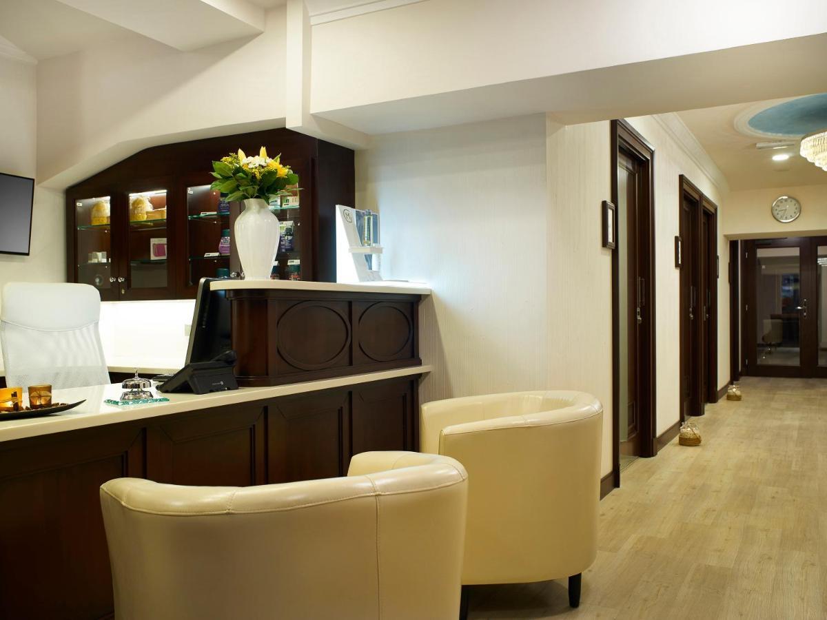 Ea Hotel Elefant Карлови Вари Екстериор снимка
